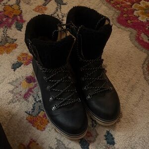 Susina Black Winter Boots with Cream Sole
